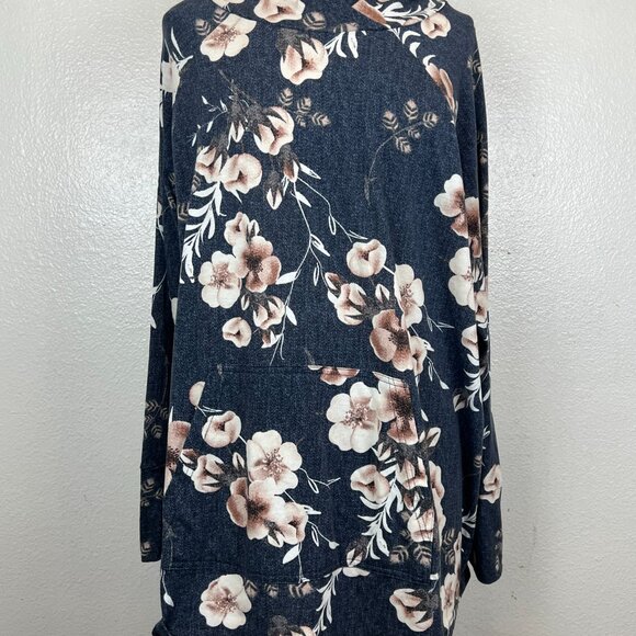 LuLaRoe Amber Hoodie  Blue Floral Print Pullover Shirt Size 3XL - Picture 2 of 6
